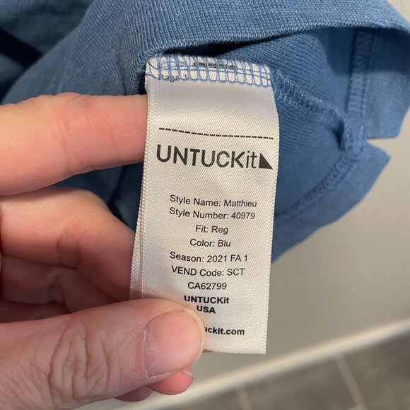 Untuckit Blue Collared Pullover Henley Shirt Men's Large - Picture 4 of 6